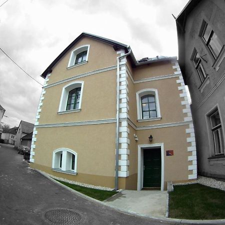 Old House Bed and Breakfast Hradec nad Moravicí Exterior foto